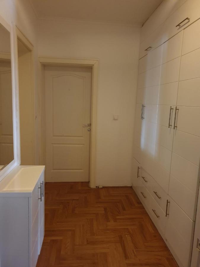 Apartman Mirage Sremska Mitrovica Exterior photo